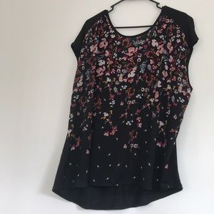 Floral top